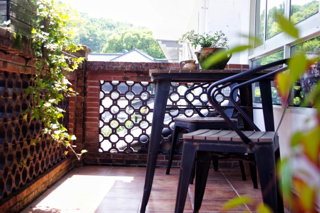 Hangzhou Jiuyueji Bed&Breakfast Exterior foto